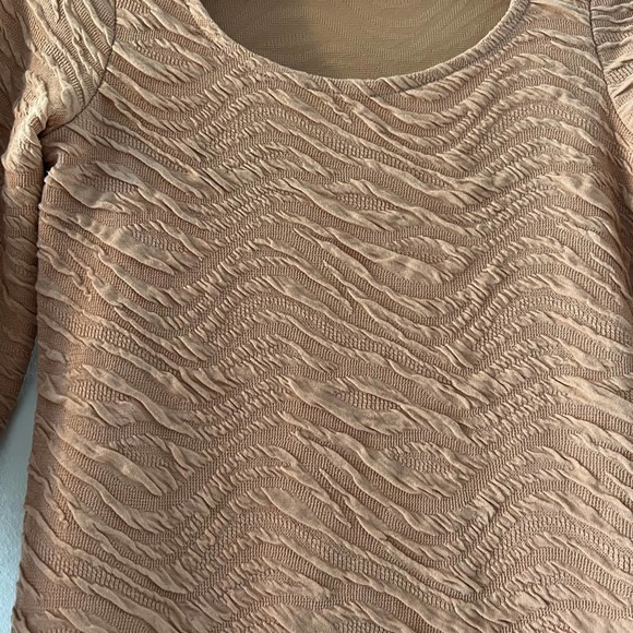 BCBG DRESS‎ Long Sleeve Short Dress, Mauve, Size Small - Picture 4 of 8